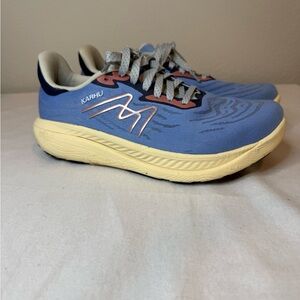 Karhu Blue and Cream Running Shoes